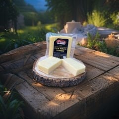 TAM YAĞLI OLGUNLAŞTIRILMIŞ İNEK TENEKE TULUM GURME 1 KG